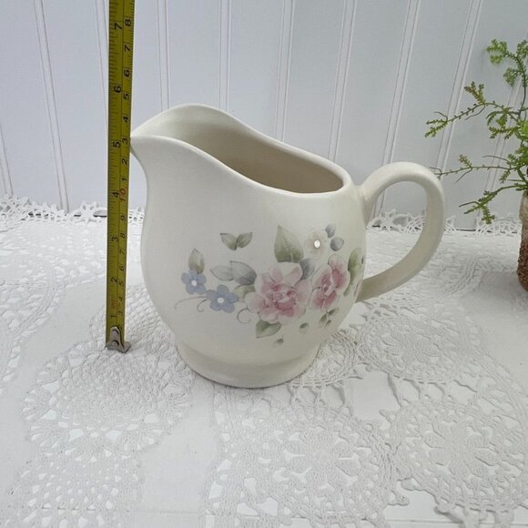 Pfaltzgraff Tea Rose 20 Oz Milk Cream Sauce Pitcher Floral Stoneware 5.25" - Picture 10 of 11